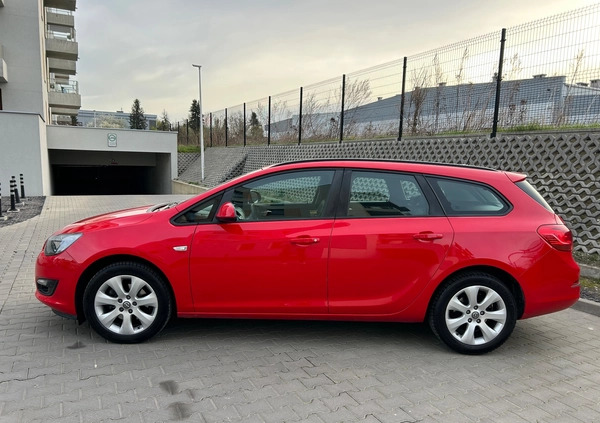 Opel Astra cena 33888 przebieg: 206300, rok produkcji 2015 z Lublin małe 277